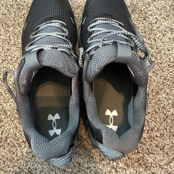 Mens UA Charged Tennis Shoes- Size 12 - Picture 5 of 7